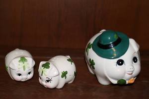lot 11 image: Lefton Fine China Pig Piggy Bank Hand-Painted Irish Shamrocks St. Patricks Day Decor, Lefton Pig Salt & Pepper Shakers