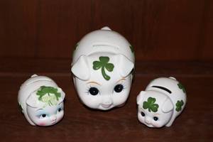 lot 12 image: (3) Lefton Fine China Pig Piggy Banks Hand-Painted Shamrocks St. Patricks Day Decor