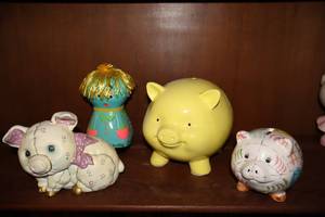 lot 26 image: (4) Collectible Piggy BanksMoody Mary Vtg LEGO Japan Chalkware 4-Sided EmotionsFaces Bank, 1987 Lefton Big Yellow Pig Etc