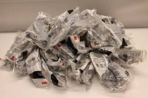lot 56 image: Bulk Lot of 3M SecureFit Protective Eyewear SF415AF
