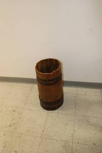 lot 114 image: Antique Wooden Barrel