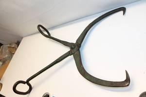 lot 120 image: Vintage Ice or Log Tongs