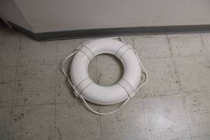 lot 126 image: Lot of 4 Orange Life Jackets and 1 White Lifebuoy Ring