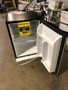 lot 4 image: Magic Chef 2.6 cu. ft. Mini Fridge in Stainless Look  Customer Returns See Pictures