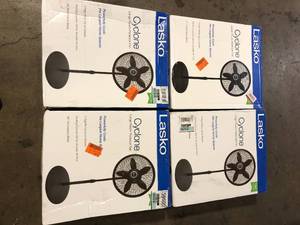 lot 9 image: Lot of Lasko 18 in. 3 Speed Oscillating Pedestal Fan with Adjustable Height, Easy Assembly, and Quiet Cooling for Any Room in Black  Customer Returns See Pictures
