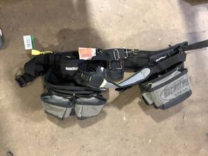lot 49 image: BUCKET BOSS 2 Bag 19-Pocket Professional High Visibility Contractors Work Tool Belt Tool Storage Suspension Rig with Suspenders Customer Returns See Pictures