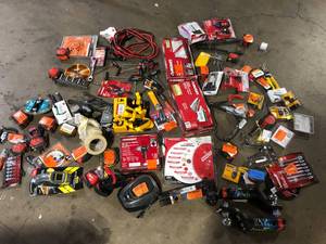 lot 43 image: Lot of Assorted Hand Tools and Hardware Various Models and Conditions Customer Returns See Pictures