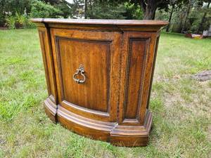 lot 68 image: Drexel Hall Consol Cabinet