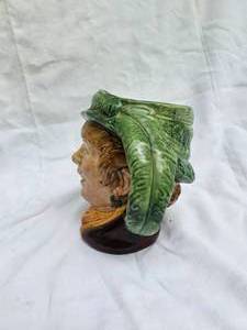 lot 28 image: Vintage Royal Doulton Large Appiet