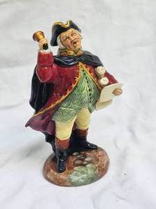 lot 29 image: Royal Doulton Town Crier HN 2119