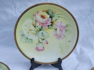 lot 135 image: Antique Handpainted Italian Floral Plate Set - (4) - Richard-Ginori - (Ginori1975)