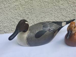 lot 147 image: Signed Handcarved Duck Decoy Pair - The Wooden Bird Factory