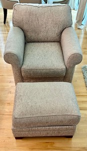 lot 51 image: Neutral Chair and Ottoman by King Hickory