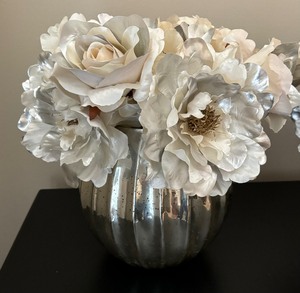 lot 21 image: Two Gorgeous Faux Floral Arrangements