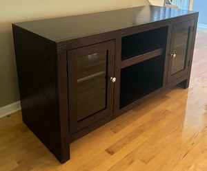 lot 46 image: Stylish Media Cabinet