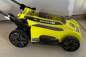 lot 10 image: Ryobi Cordless Lawnmower