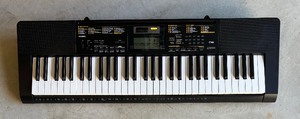 lot 125 image: Casio CTK-2400 Digital Keyboard