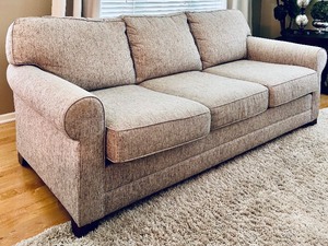 lot 13 image: Pretty Neutral Upholstered Sofa by King Hickory