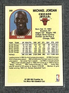 lot 20 image: 1989 NBA Hoops Michael Jordan #200 Basketball Card (NM-MT) - Shipping Available