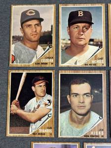 lot 40 image: 1962 Topps Baseball Card Lot - Shipping Available