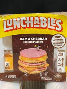 M - 16-Pack Lunchables Ham & Cheddar Cracker Stackers