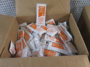 (B-3) 400 Pouches of Taco Sauce 2 B...