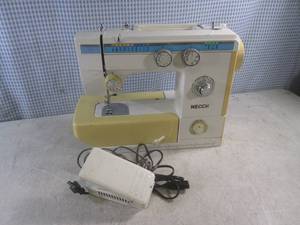 (CSB) Vintage Necch Electric Sewing...