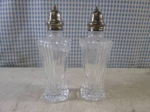 (FS) Mikasa Salt & Pepper Shakers...