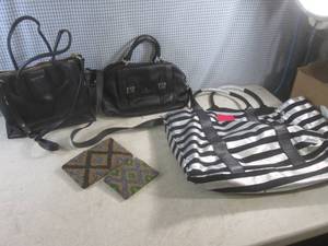 (EW1) Victorias Secret Bag, Michae...