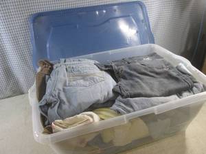 (EW6) Assorted Jeans and Other Misc...