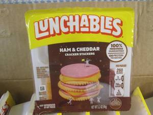 (FRZ) 16 Frozen Lunchables Ham & Ch...