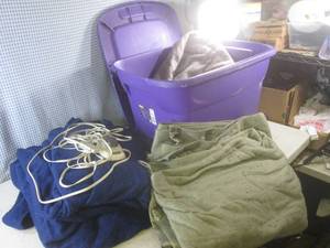 (G-1) Tote with Lid Containing 2 He...
