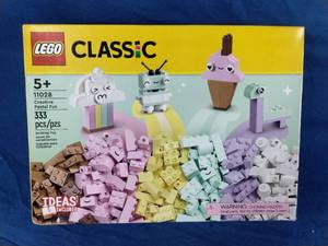 LEGO Classic Creative Pastel Fun Building Bricks Toy 11028