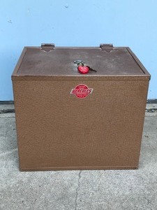 lot 172 image: Hercules Letter Vault Safe with Keys