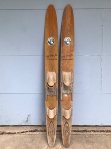 lot 190 image: Vintage Wooden Water Skis - Cypress Gardens Dick Pope Jr. 3 Times National Champion
