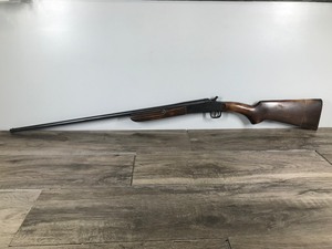 lot 13 image: Stoeger 410 Gauge Single Shot 3 Chamber Shotgun Made in Brazil
