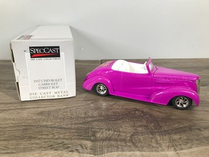 lot 250 image: 1999 Spec Cast 1937 Chevrolet Cabriolet Street Rod  - The 50s 2000 6th Edition - Minnesota State Fairgrounds - 125 Scale Die Cast Bank - 85 out of 500