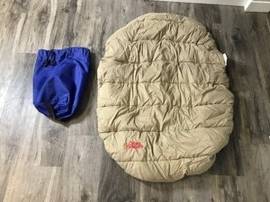 lot 271 image: Camping Sleeping Pad for a Dog