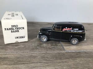 lot 290 image: 1991 ERTL 1950 Panel Truck - The Heartbeat of America Todays truck is Chevrolet - 125 scale die cast coin bank #2601