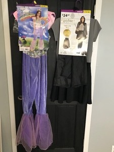 lot 319 image: 2 - Juniors Halloween Costumes - see description below for more info