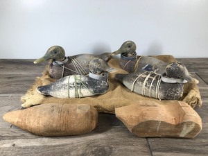lot 376 image: 4 - Vintage Wood Duck Decoys with Lead Weights & 2 Wood Duck Decoys Bodies that are Not Finished