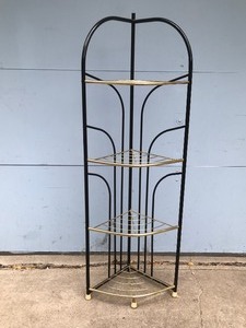 lot 379 image: 4 Tier Metal Plant Stand