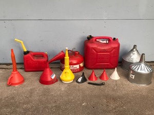 lot 391 image: Lot of Gas Cans & Funnels
