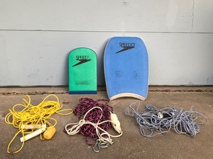 lot 395 image: 2 - Speedo Kickboards - 3 Tow Ropes for Skiing and Tubing