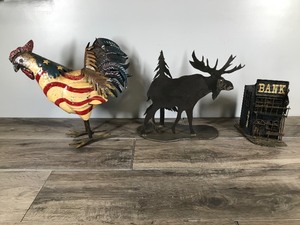 lot 425 image: 3 - Metal Art Pieces for Home Decor