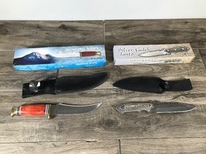 lot 442 image: 2 - Large Frost Knives in Original Boxes