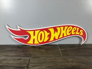 lot 459 image: Hot Wheels Wall Hanging Sign