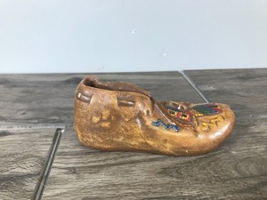 lot 587 image: Ceramic Moccasin