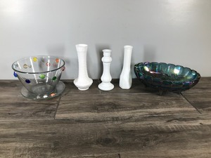 lot 592 image: Serving Bowl - 3 Milk Glass Vases - Fruit Bowl Carnival Glass