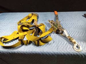 lot 527 image: Harness and a come-a-long